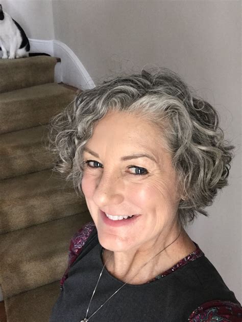 15 Amazing Short Grey Curly Hairstyles 2019