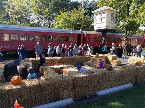 Lm And M Railroad Is The Best Fall Train Ride Near Cincinnati