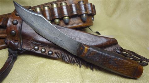Vintage Russell Green River Works Knife, Bowie Knife, Cowboy Hunting Knife | Bowie knife, Knife 