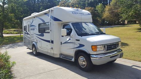 2004 Coachmen Concord 235so Class C Rv For Sale By Owner In Maryville