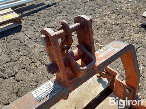 International Harvester Fast-Hitch To 3-Point Adapter BigIron Auctions