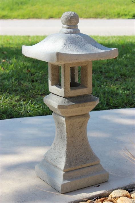 Pagoda Oriental Concrete Lantern Japanese Garden Yard Cement Art Stone