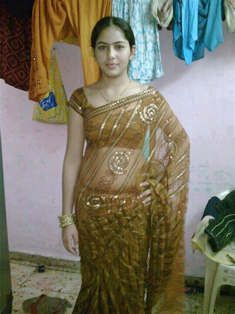 Desi Knockers Desi Indian Hot Girls Show In Traditional