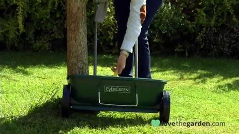 Whether you're looking for organic nitrogen fertilizer or synthetic fertilizer, we have recommendations that will suit your needs. How to Use a Lawn Spreader - YouTube
