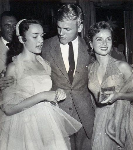 Pictures At Fanpixnet Debbie Reynolds Golden Age Of Hollywood Old
