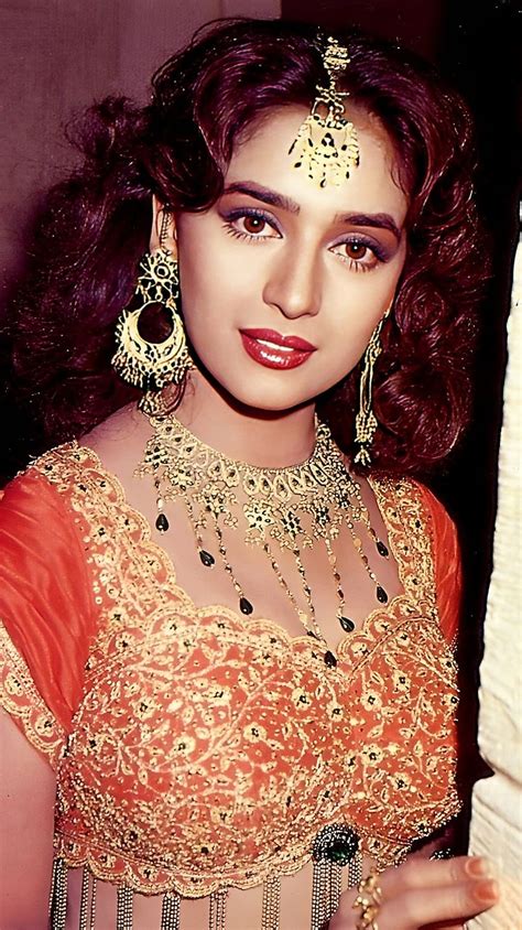 Incredible Compilation Of Over 999 Madhuri Dixit Hd Images Full 4k