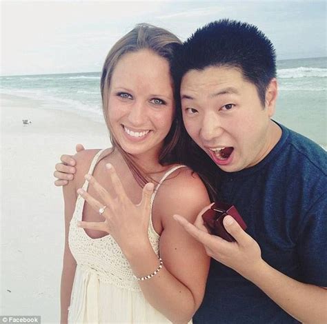 florida couple overjoyed after stranger captured man s proposal and tracked them down with