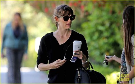 Jennifer Garner Theres A Haze Of Denial Over Use Of Sunscreen Photo