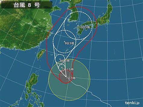 7月24日 (土)9時現在、台風8号（ニパルタック）は南鳥島近海を北北東に進んでいます。 顕著な発達は予想されないものの、27日 (火)頃に本州にかなり接近・上陸するおそれがあるため警戒が必要です。 ▼台風8号 7月24日 (土)9時 10年に一度程度の猛烈な台風が沖縄へ | ハフポスト