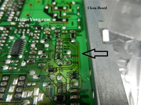 Cleaning The Circuit Board Electronics Repair And Technology News