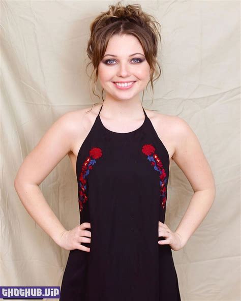 Sexy Sammi Hanratty Looks Beautiful In A Sexy Shoot For The Resurrection Collection 35 Photos