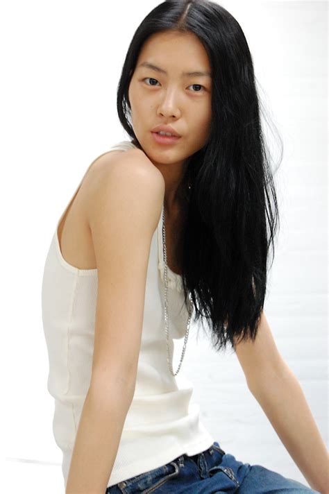 World Fashions Styles Top Fashion Model Liu Wen Biography And Photogalary