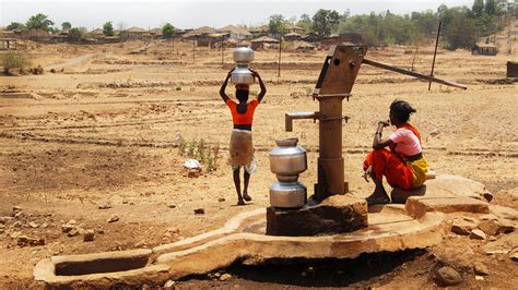 Water scarcity is looming in bengaluru, with nearly 35% of the population dependent on borewells. Live: Water scarcity hits cities across India - CGTN