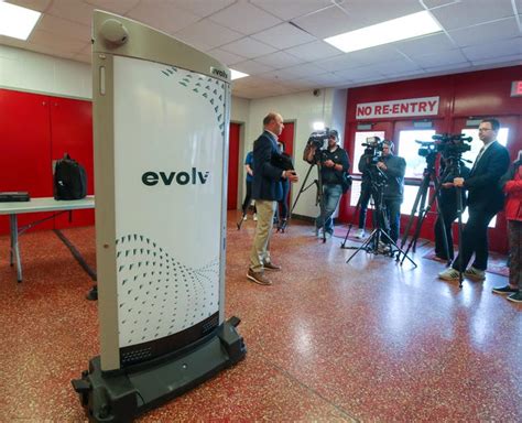 Jcps School Finds Gun During First Day With Evolv Weapon Detectors