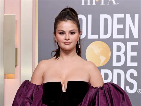 Selena Gomez Says Shes Not A Model Nor Should She Have To Be The