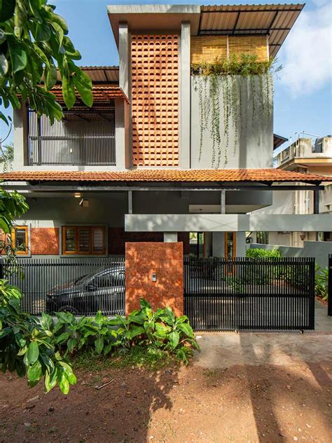 In Trivandrum Kerala This Modern Earth House Champions The Best Of