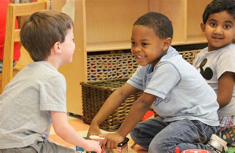 Preschool Boys Playing Together Discovery Ashevillediscovery Asheville