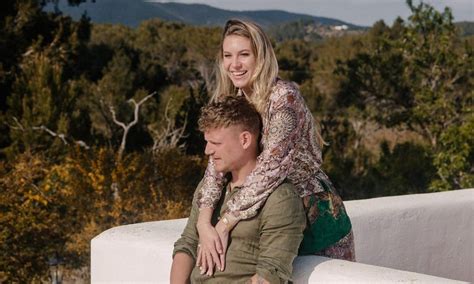 Kaj Gorgels En Jessie Jazz Vuijk Wonen In Villa Op Ibiza