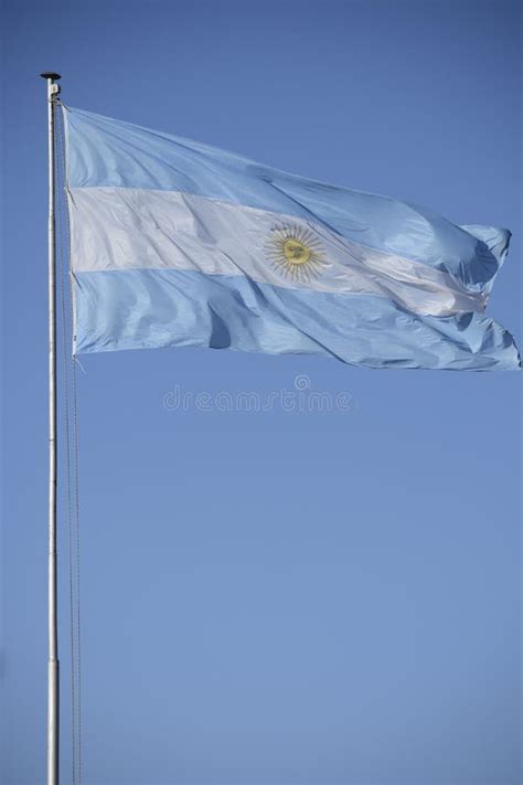 Bandera Argentina Ondeando Vista De Cerca De Azul Claro Y Blanco Foto