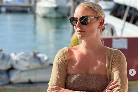 Ski Babe Lindsey Vonn Wows Fans In Sparkly Bikini Ahead Of F1 S Debut