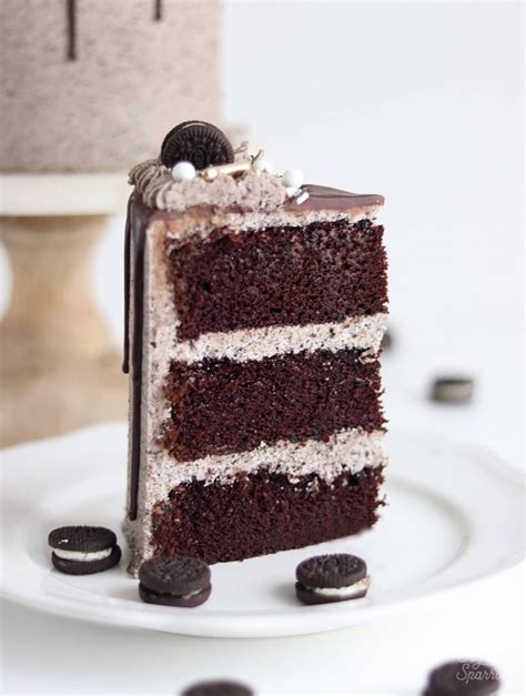 Mix cream cheese, cool whip, powdered sugar together until smooth. Oreo Cookies & Cream Cake Recipe - Sugar & Sparrow