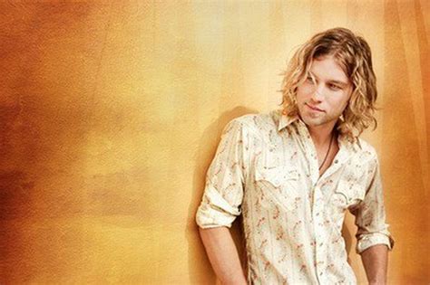 As He Moves Beyond American Idol Stereotypes Singer Guitarist Casey James Is Playing To Win