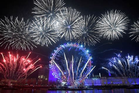 In Pictures: New Year celebrations around the world | Gallery | Al Jazeera