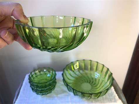 Vintage Green Glass Serving Bowl Set Swirled Glass Bowls Etsy