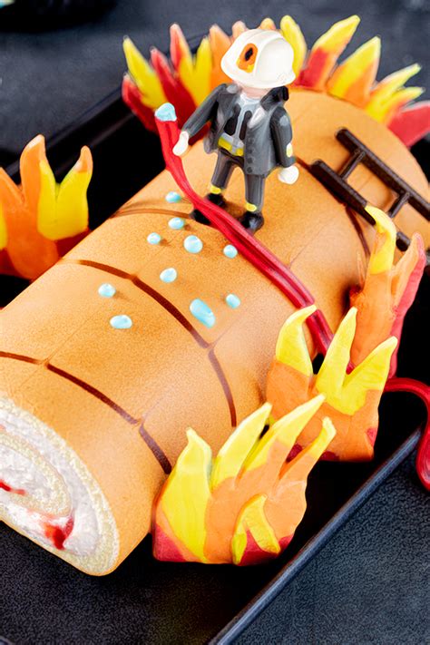 Die beliebtesten marken kommen vor allem aus japan, china und italien. Feuerwehr Kuchen zum Kindergeburtstag » Gratis Rezept ...