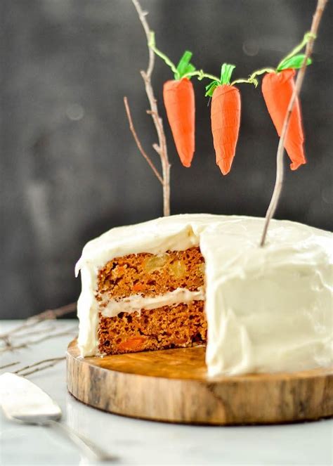 Rather than reaching for chocolate chips to sweeten up your batters, mix in a healthy dose of berries. Healthy Carrot Pineapple Cake - Joyfoodsunshine