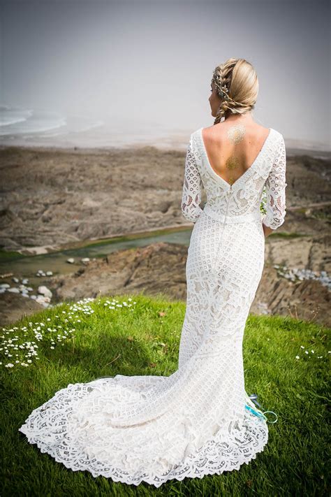 Boho Inspired Beach Wedding - The Outside Bride | Boho ...