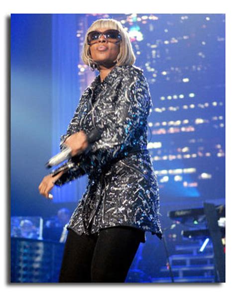 Ss3605433 Music Picture Of Mary J Blige Buy Celebrity Photos And