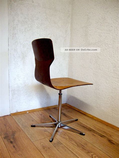 Casala entwerft funktionale, stilvolle stühle für diverse bereiche und anlässe für säle, konferenzen, gastgewerbe, schulen, pflege, kirchen und büros. Casala Drehstuhl Formsitz Stuhl Holzstuhl Mid Century ...