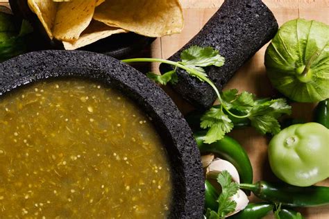 A continuación te explicamos como de forma fácil y sencilla hacer unos tacos mexicanos con carne de ternera. Receta de Salsa Verde para Tacos de Barbacoa: La Salsa Taquera