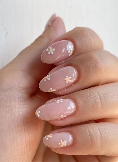 Beauty Acrylic Short Nails With Flowers Designs Ideas In Summer Lilyart