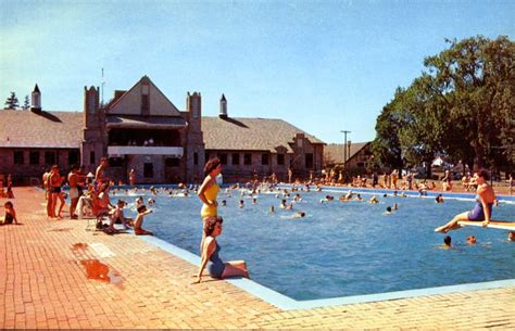35 Amazing Postcards Capture Swimming Pools Of New York In The 1950s