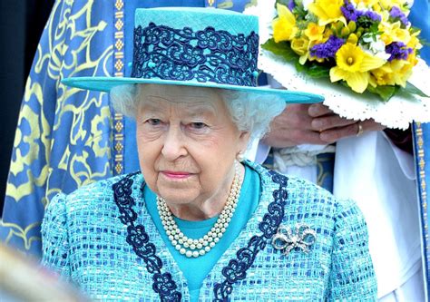 Kraljica Elizabeta Poslala Uskršnju čestitku Hello Magazin