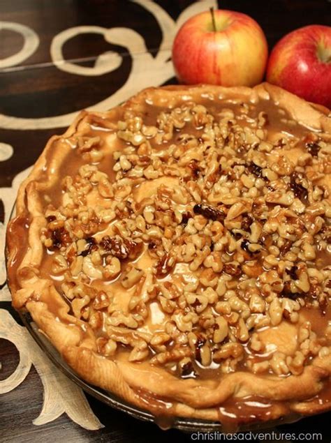 Apple Praline Pie Recipe Recipes Friendsgiving Food Yummy Food Dessert