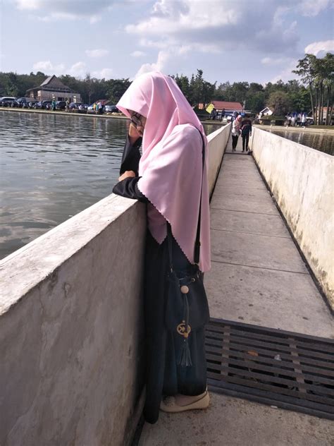 Twitter Ukhti Syahwat Muslimah Viral Muslimah Style Dewi Sandra Killick Is A Beautiful And