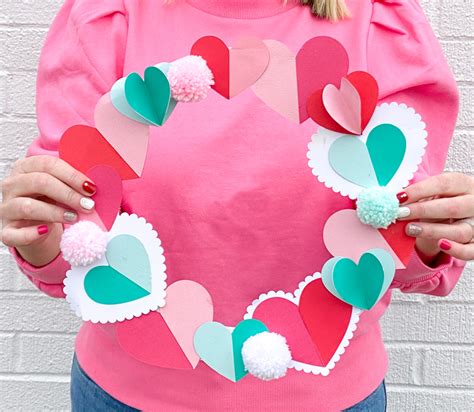 Valentine Paper Heart Wreath Tutorial Love The Day