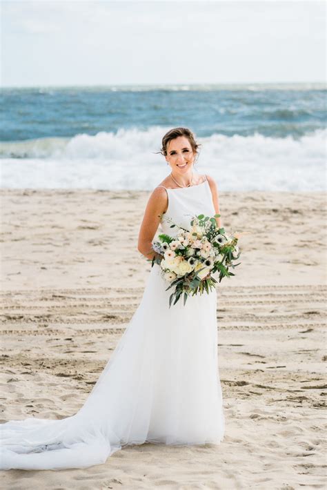 rehoboth beach wedding allison anthony nautical wedding beach