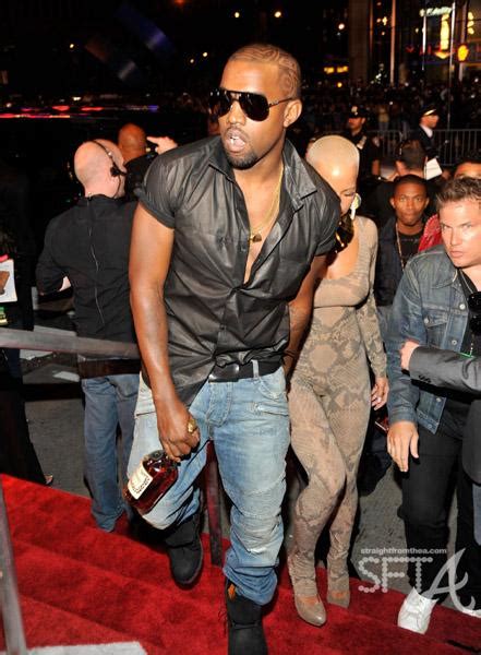 2009 Mtv Vmas Kanye West ~ Blame It On The Alcohol