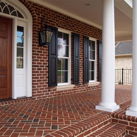 Pine Hall Brick Old Yorktown Authentic Tumbled Brick With Ivory Buff