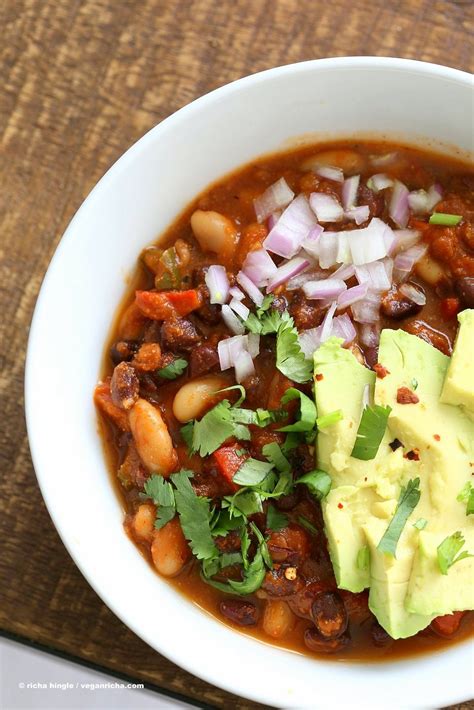 I was looking for a flavourful basic no frills chili. 1 Pot Cannellini and Black Bean Chili Recipe - Vegan Richa