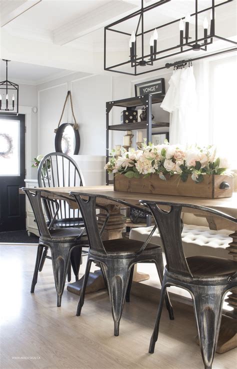Awesome 45 Modern Farmhouse Dining Room Decorating Ideas L