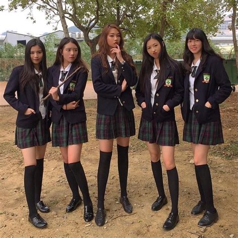 Pin By Jl Gj On 制服少女 Asia Cute School Uniforms School Uniform