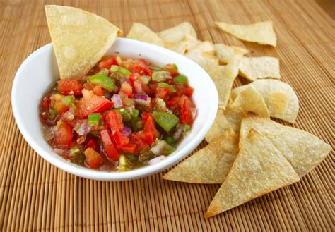 How to make the ultimate salsa. Homemade-Salsa-and-Baked-Tortillas-1024x712 | SnackNation