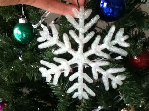 Hot Glue Glitter Snowflake Christmas Ideas Christmas Crafts Christmas