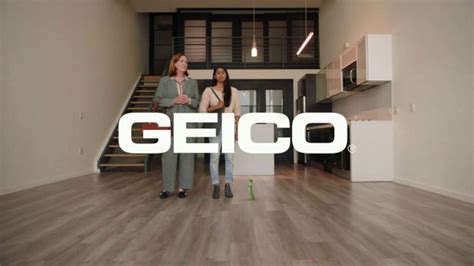 GEICO Renters Insurance TV Commercial, 'The Gecko Sells an ...