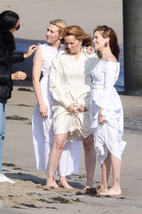 Lea Thompson And Zoey And Madelyn Deutch On The Set Of A Photoshoot In Maibu 05 21 2018 Hawtcelebs